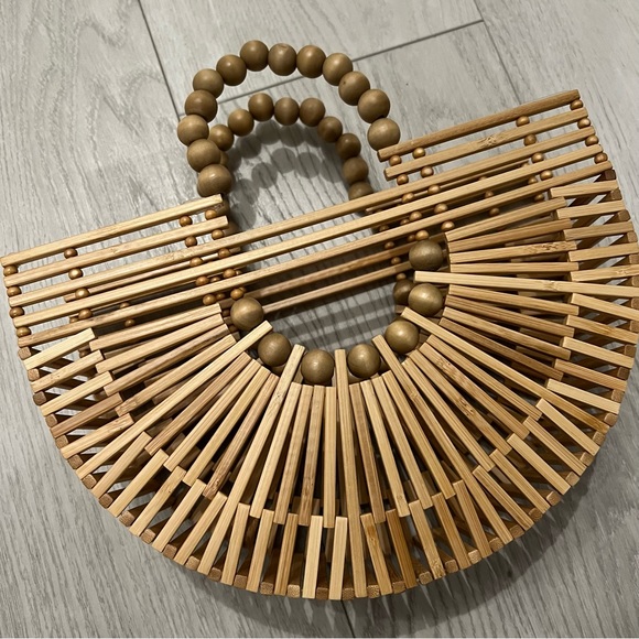 Bamboo Handbags with Wooden Beads Tote Bag - Picture 6 of 7